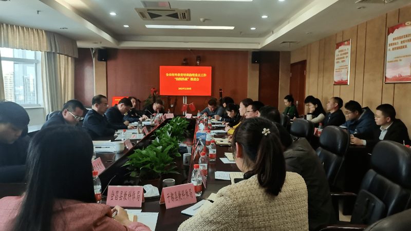 会计实操与考证培训：一场关于技能与证书的深度对话
